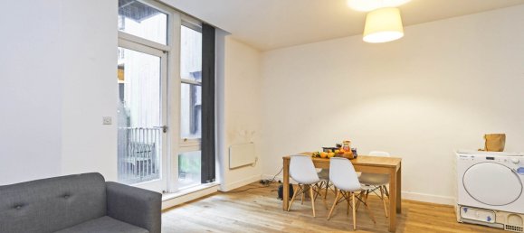  Apartment in West Yorkshire, United Kingdom No. 2302 3