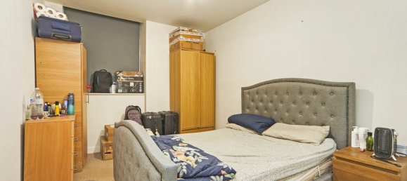  Apartment in West Yorkshire, United Kingdom No. 2302 9