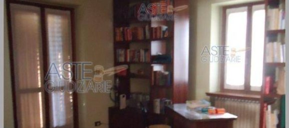 6 bedrooms Villa in Poirino, Italy No. 372961 18