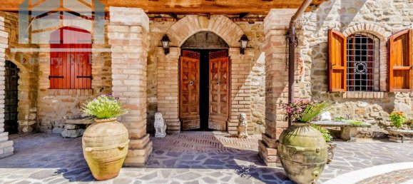 5 rooms Building in Deruta, Italy No. 357439 5