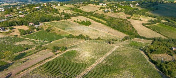 Terreno en Tortona, Italy 2070 m² No. 259823 4