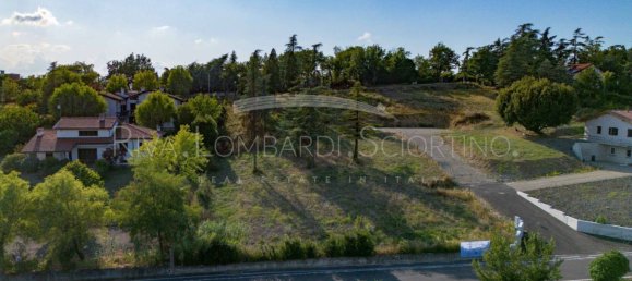 Terreno en Tortona, Italy 2070 m² No. 259823 10