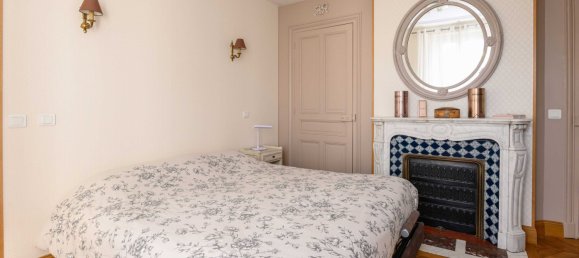 Casa de 5 dormitorios en Chartres, France No. 274166 4