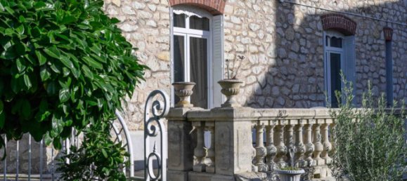 Casa de 5 dormitorios en Chartres, France No. 274166 2