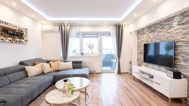 4 rooms Duplex in Enns, Austria No. 259487