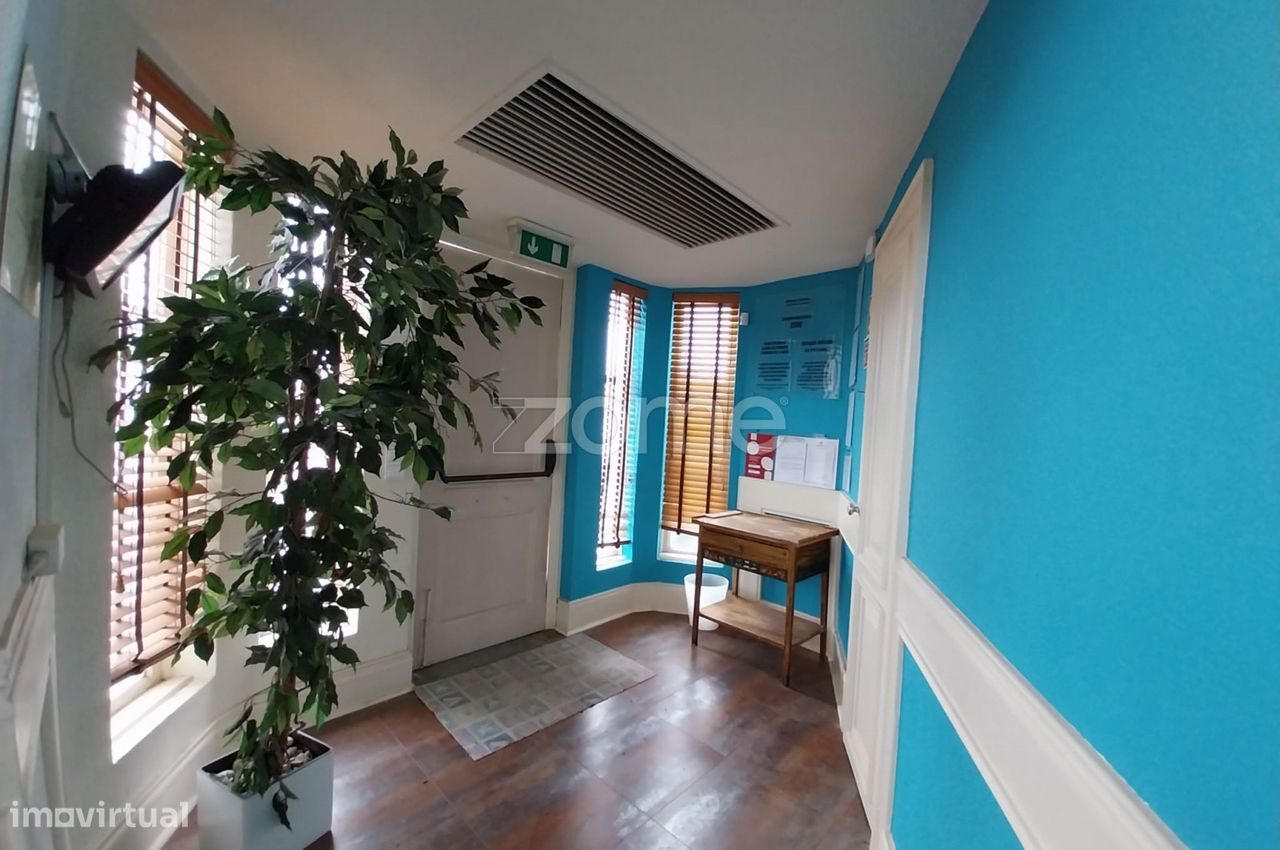  عقار تجاري في Albufeira, Portugal 290متر مربع رقم 84067