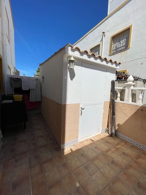3 bedrooms House in Alicante, Spain No. 197724