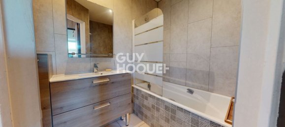 4 bedrooms House in Chateaudun, France No. 81658 15