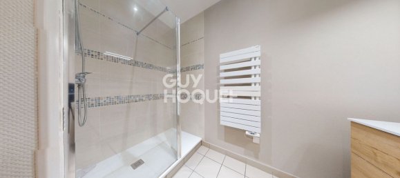 4 bedrooms House in Chateaudun, France No. 81658 8