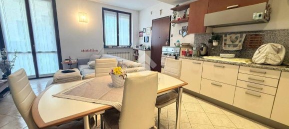 2 Schlafzimmer Wohnung in Canegrate, Italy, Nr. 378675 4