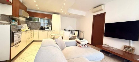 2 Schlafzimmer Wohnung in Canegrate, Italy, Nr. 378675 6