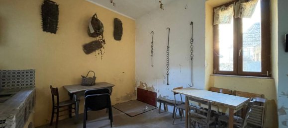 Casa de 3 habitaciónes en Formicola, Italy No. 159911 4