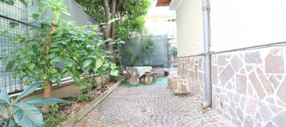 1 bedroom Apartment in Milan, Italy No. 360149 21