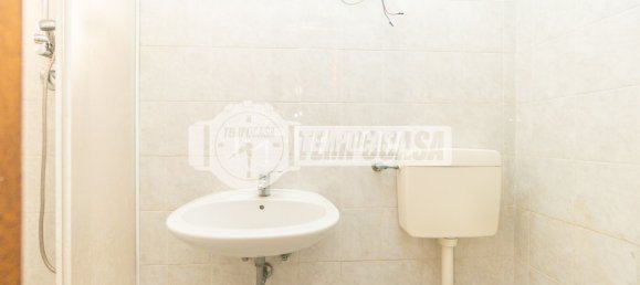 2 bedrooms Apartment in Rome, Italy No. 60974 7