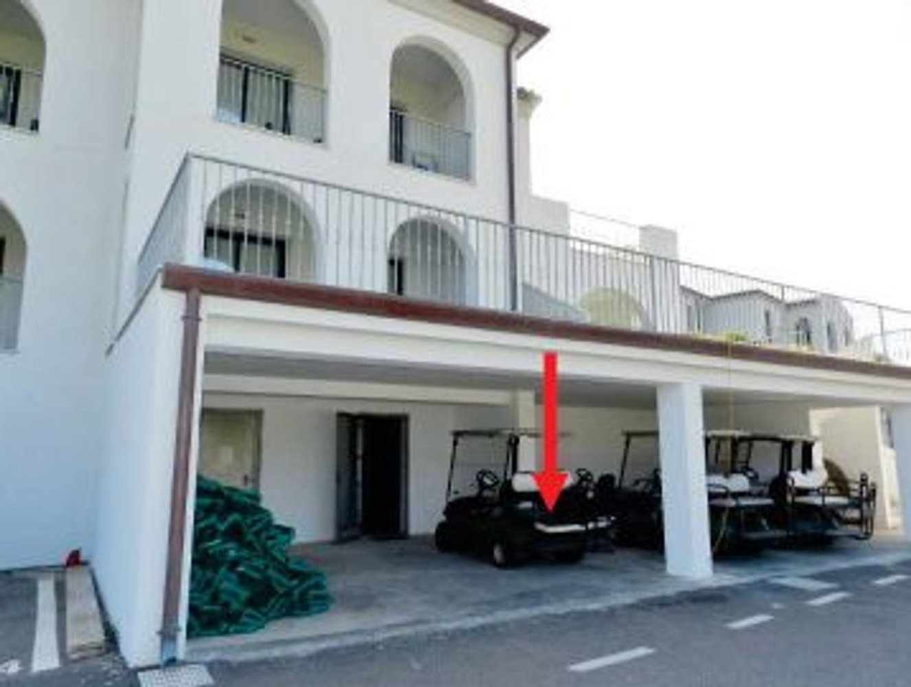 Gewerbliche Immobilie in Olbia, Italy 32m², Nr. 84957