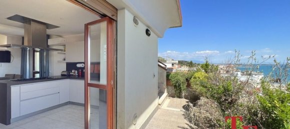 3-salle Penthouse à Anzio, Italy No. 48564 33