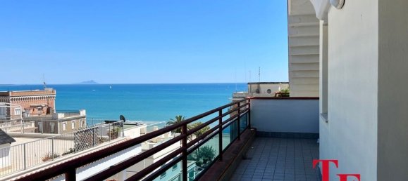 3-salle Penthouse à Anzio, Italy No. 48564 19