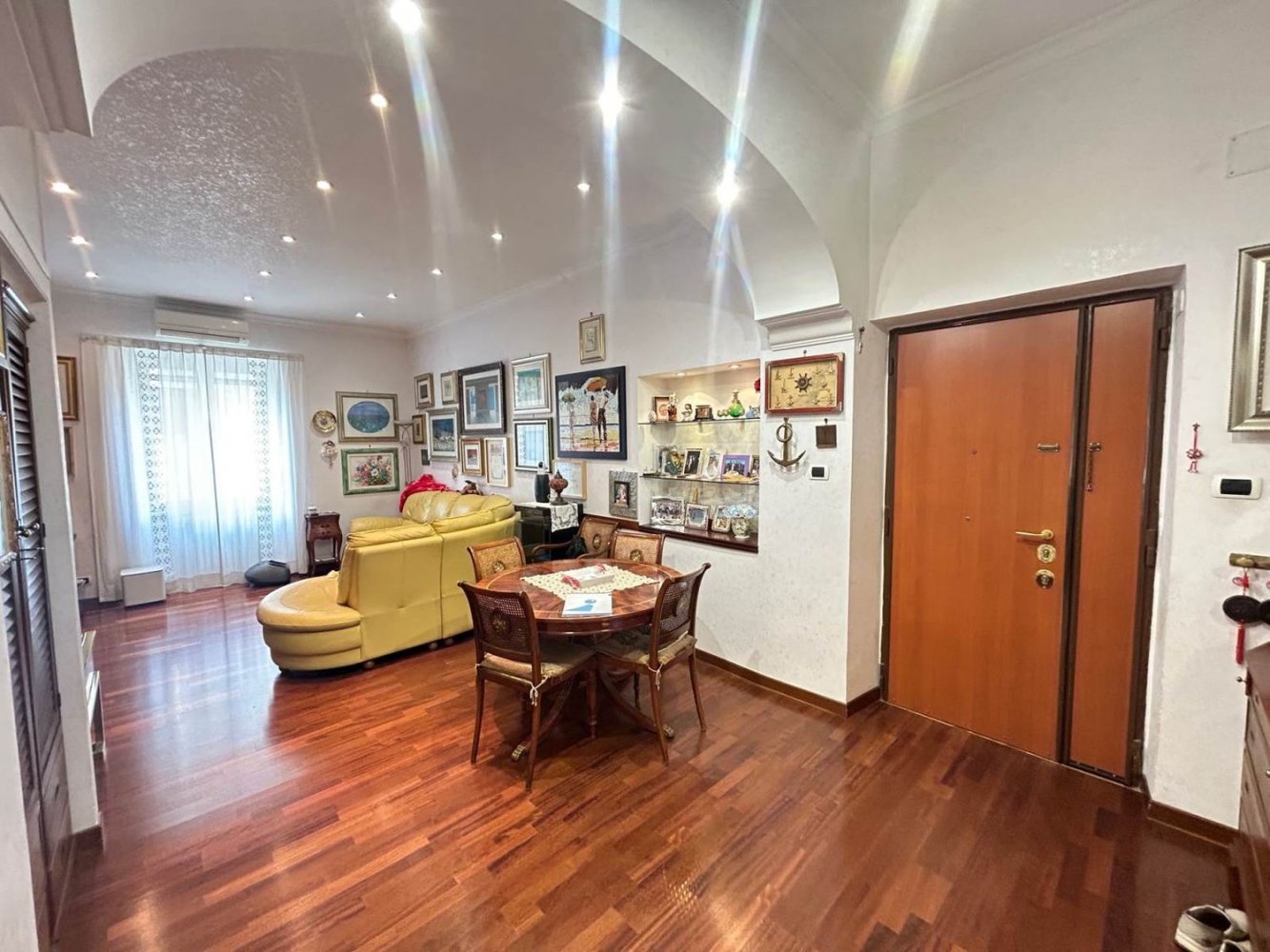 4 rooms Penthouse in Rome, Italy No. 28595