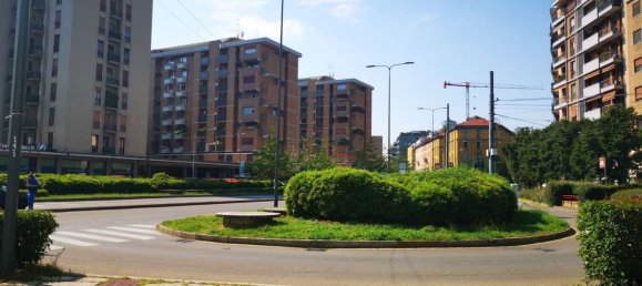 Квартира с 2 комнатами в Милан, Италия № 245512 12