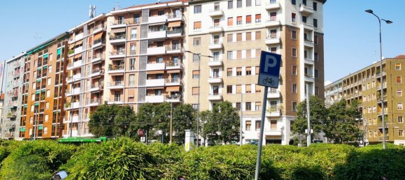 Квартира с 2 комнатами в Милан, Италия № 245512 13