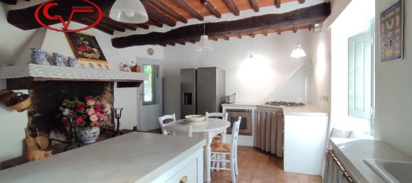 13 rooms House in Montevarchi, Italy No. 232675 22