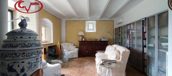 13 rooms House in Montevarchi, Italy No. 232675 24