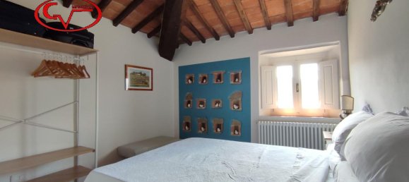 13 rooms House in Montevarchi, Italy No. 232675 13