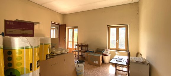 Casa de 5 habitaciónes en Alba, Italy No. 79667 12