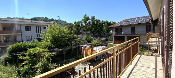 Casa de 5 habitaciónes en Alba, Italy No. 79667 13