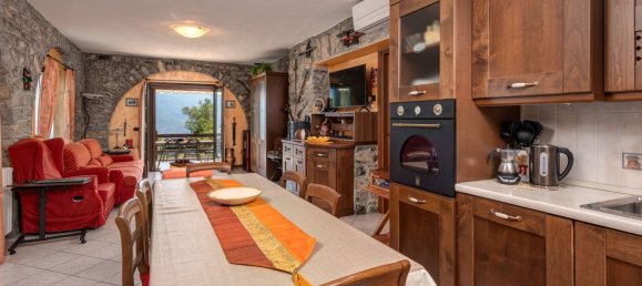 Квартира с 3 комнатами в Белладжо, Италия № 305451 21