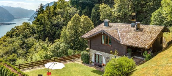 Квартира с 3 комнатами в Белладжо, Италия № 305451 3