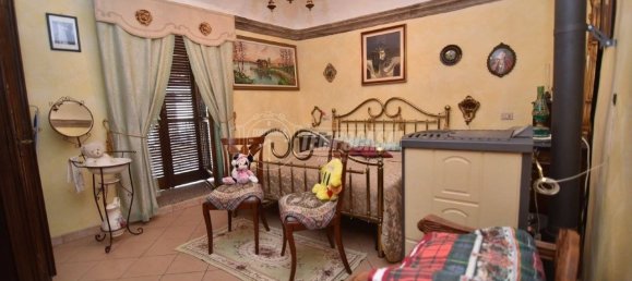 4 bedrooms House in Lombardore, Italy No. 81634 10