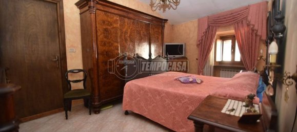 4 bedrooms House in Lombardore, Italy No. 81634 15