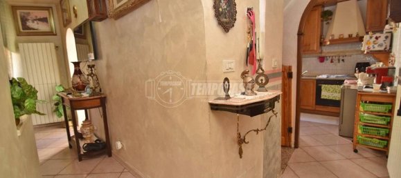 4 bedrooms House in Lombardore, Italy No. 81634 5