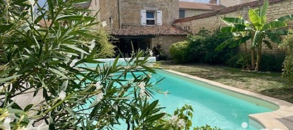 5 bedrooms House in Neuville-de-Poitou, France No. 352525 19