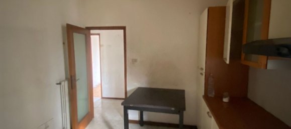 Casa de 3 habitaciónes en Verona, Italy No. 111302 24