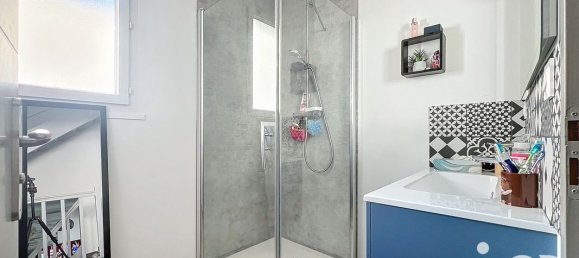 3 bedrooms House in Perigny, France No. 298992 9