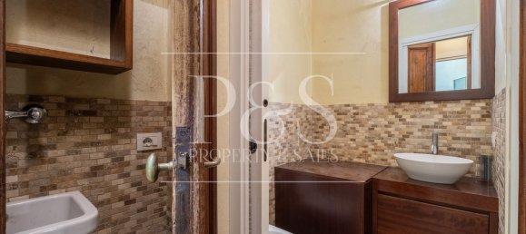 140m² Commercial property in Cagliari, Italy No. 107562 14