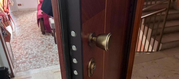 2 rooms Apartment in Beinasco, Italy No. 41411 3