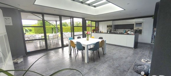 5 bedrooms House in Lesdain, France No. 269993 3