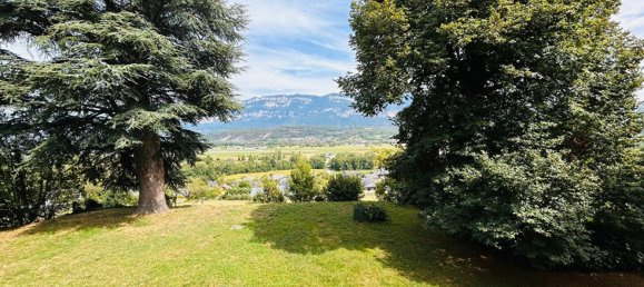 Estudio en La Motte-Servolex, France No. 358586 10