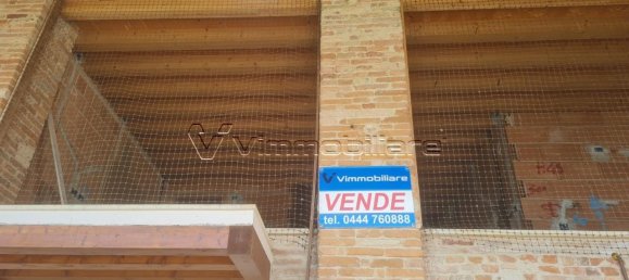 4 rooms Duplex in Noventa Vicentina, Italy No. 14834 29
