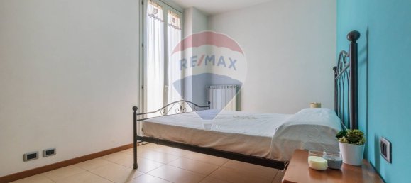 Apartamento de 2 habitaciónes en Somma Lombardo, Italy No. 266270 12