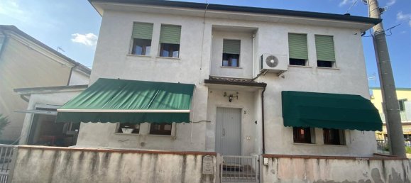 4غرفة منزل في Rovigo, Italy رقم 175146 4