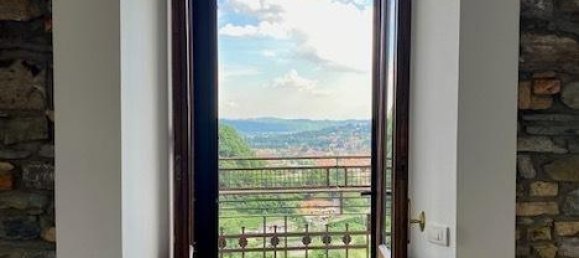 Квартира с 3 комнатами в Казлино д’Эрба, Италия № 11586 10