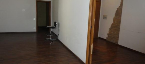 4-salle Appartement à Ceccano, Italy No. 76766 8