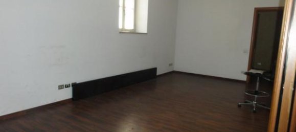 4-salle Appartement à Ceccano, Italy No. 76766 10