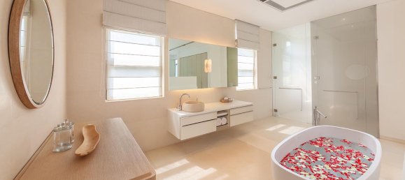 6 bedrooms Villa in Phuket, Thailand No. 25 15