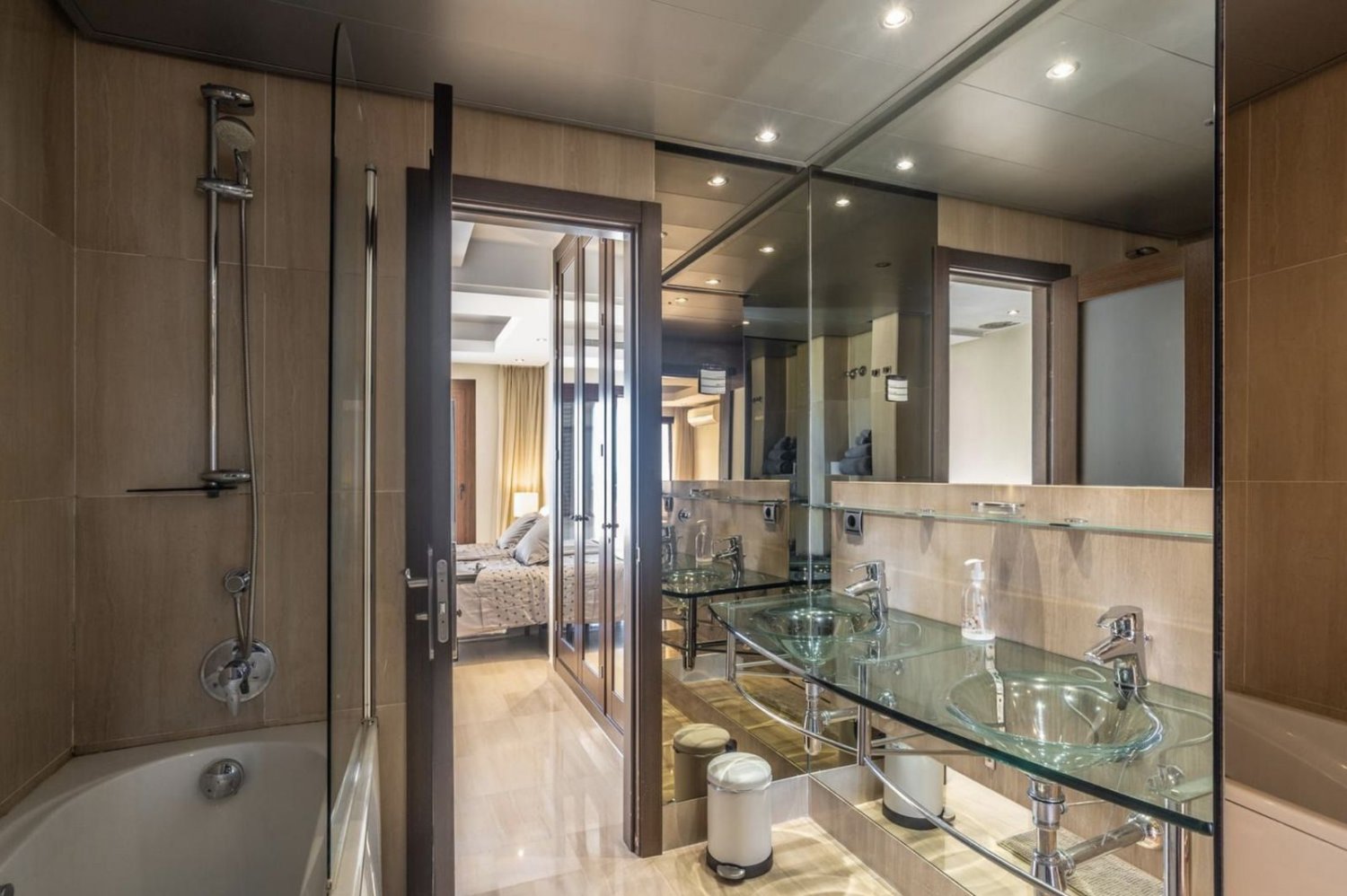 2 bedrooms Penthouse in Estepona, Spain No. 52029