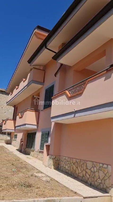 Вилла с 4 спальнями в Теано, Италия № 344497